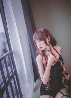 蜜桃来偷欢